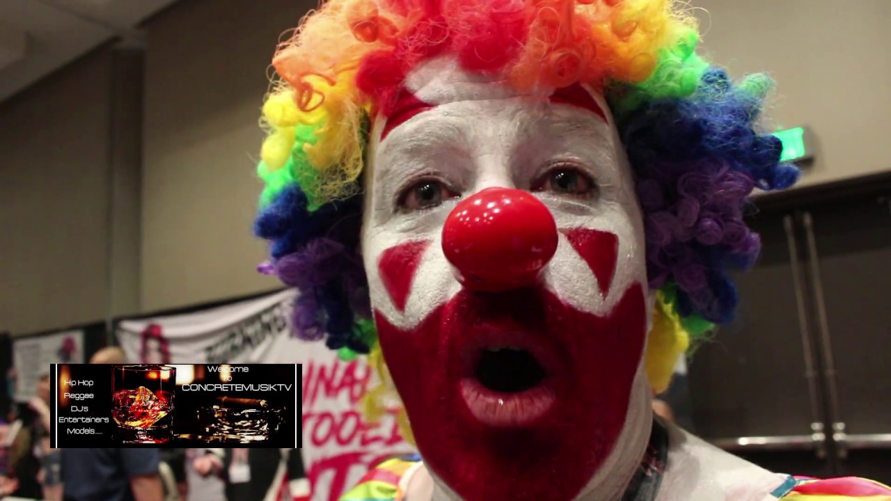 gibby the clowm - porn morena elisabeth shue naked pics