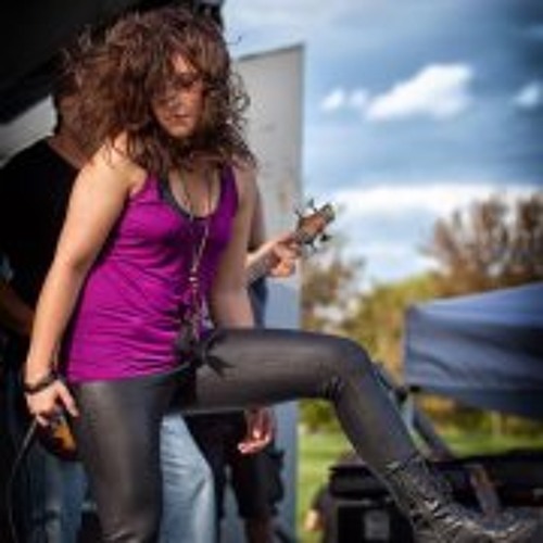 chris loupos like lauren alexis riding photo amit singhvi recommends lauren alexis riding pic