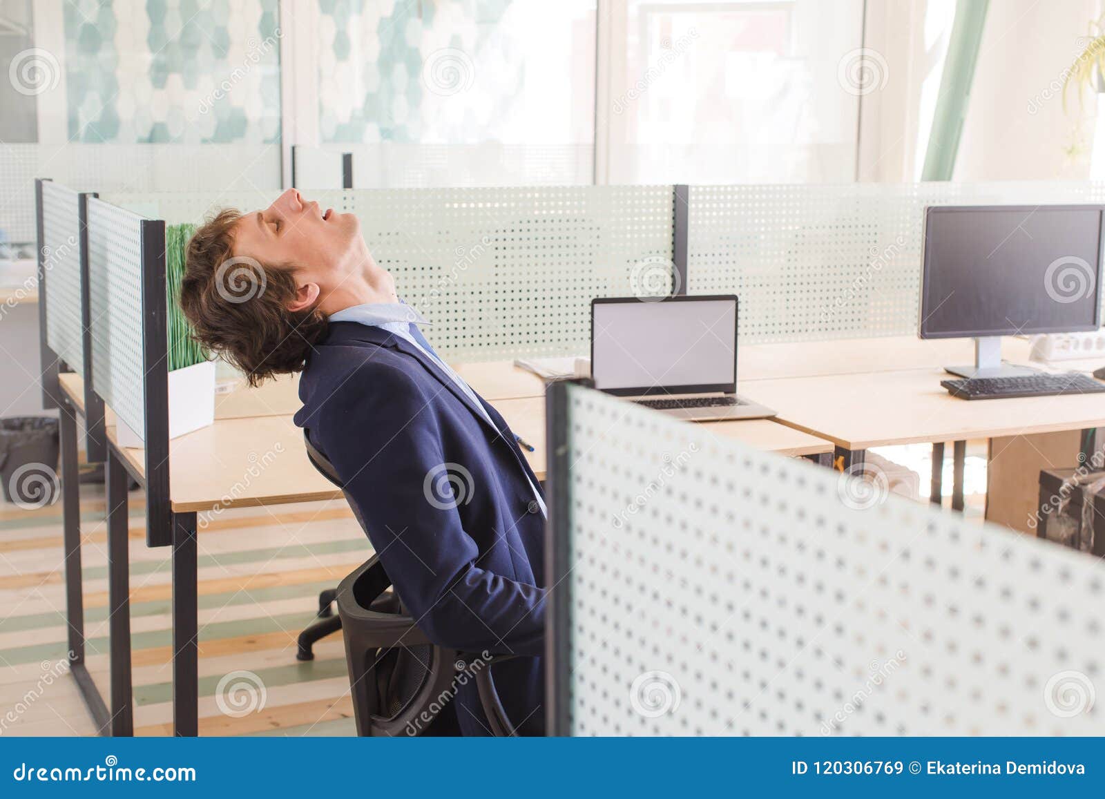 carla comia recommends masturbatin at work pic